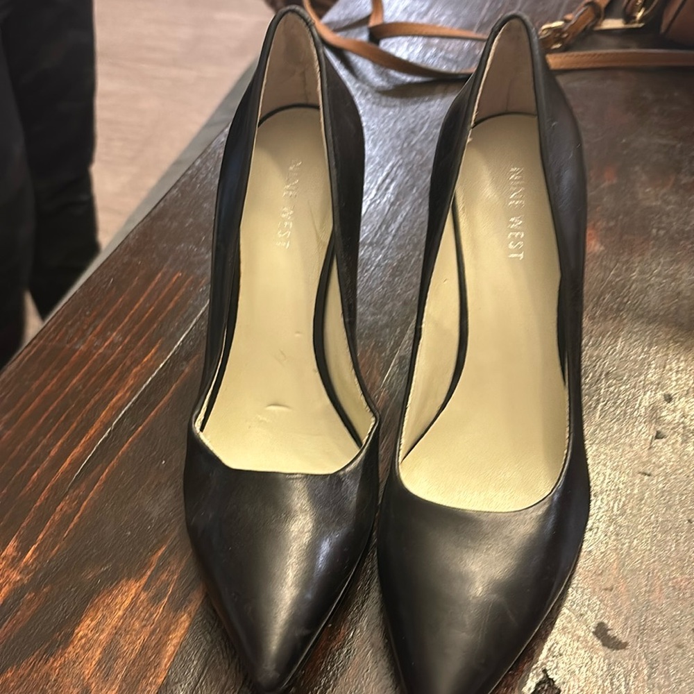 nine west high heels size 7 black